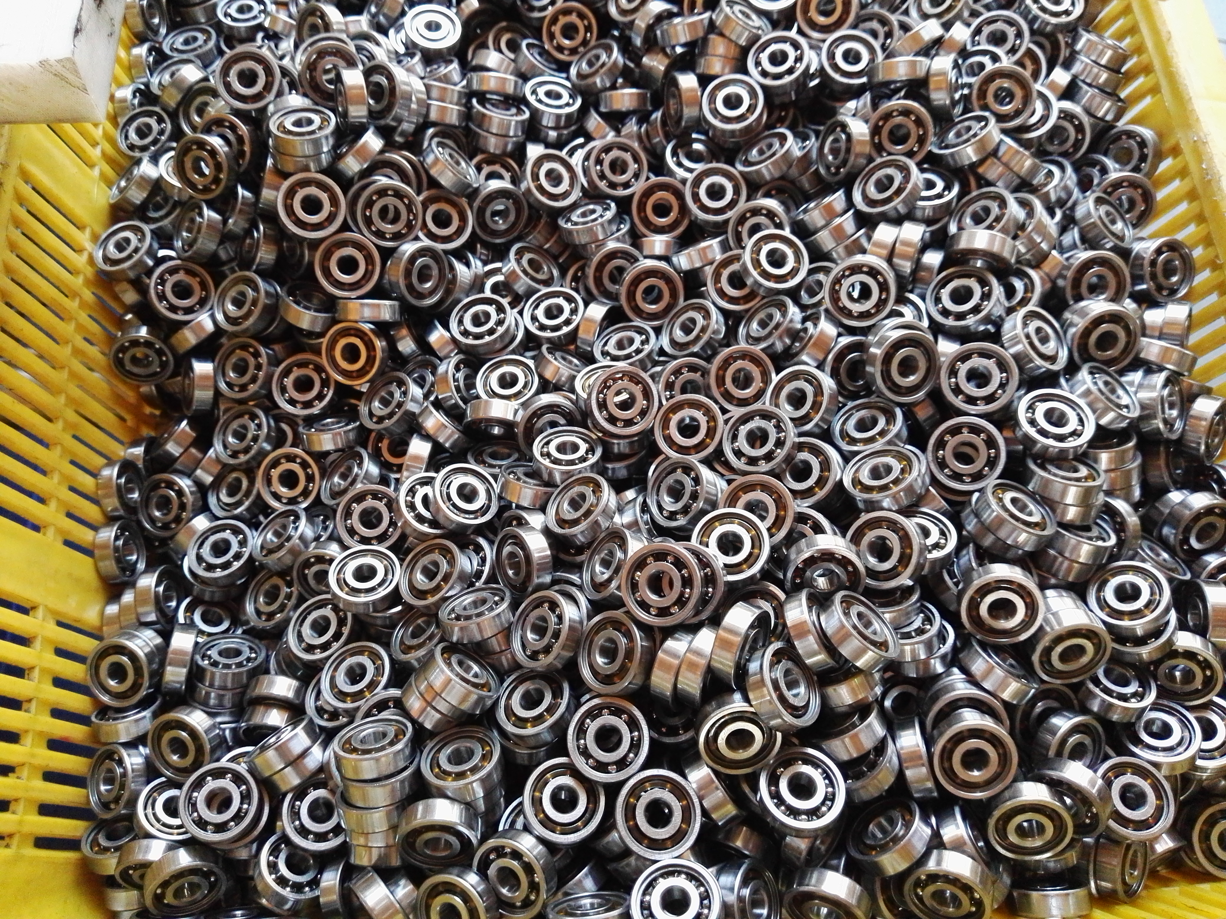 R1-5, R1-5Z, R1-5ZZ, R1-5RS, R1-5-2RS Inch Deep Groove Ball Bearings 3/32"x5/16"x9/64" (2.38x7.938x3.571mm) – Miniature Sealed Bearings for Small Motors, RC Models, Printers & Precision Instruments