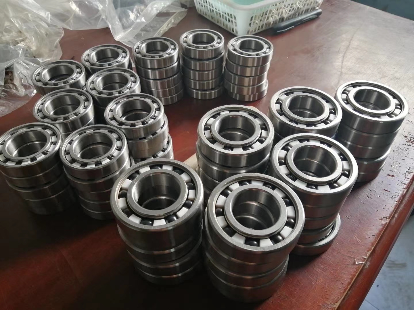 R155,R155Z, R155ZZ,R155RS, R155-2RS Inch Deep Groove Ball Bearings 1-1/4"x2-1/2"x1" (31.75x63.5x25.4mm) – Heavy-Duty Sealed Bearings for Large Motors, Pumps, Industrial Fans, Gearboxes & Machinery